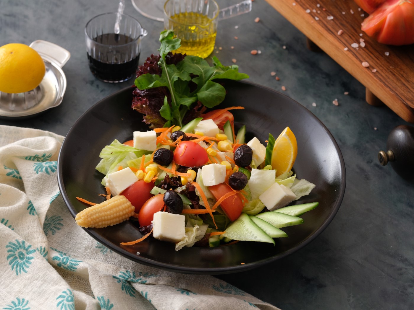 MEDITERRANEAN SALAD