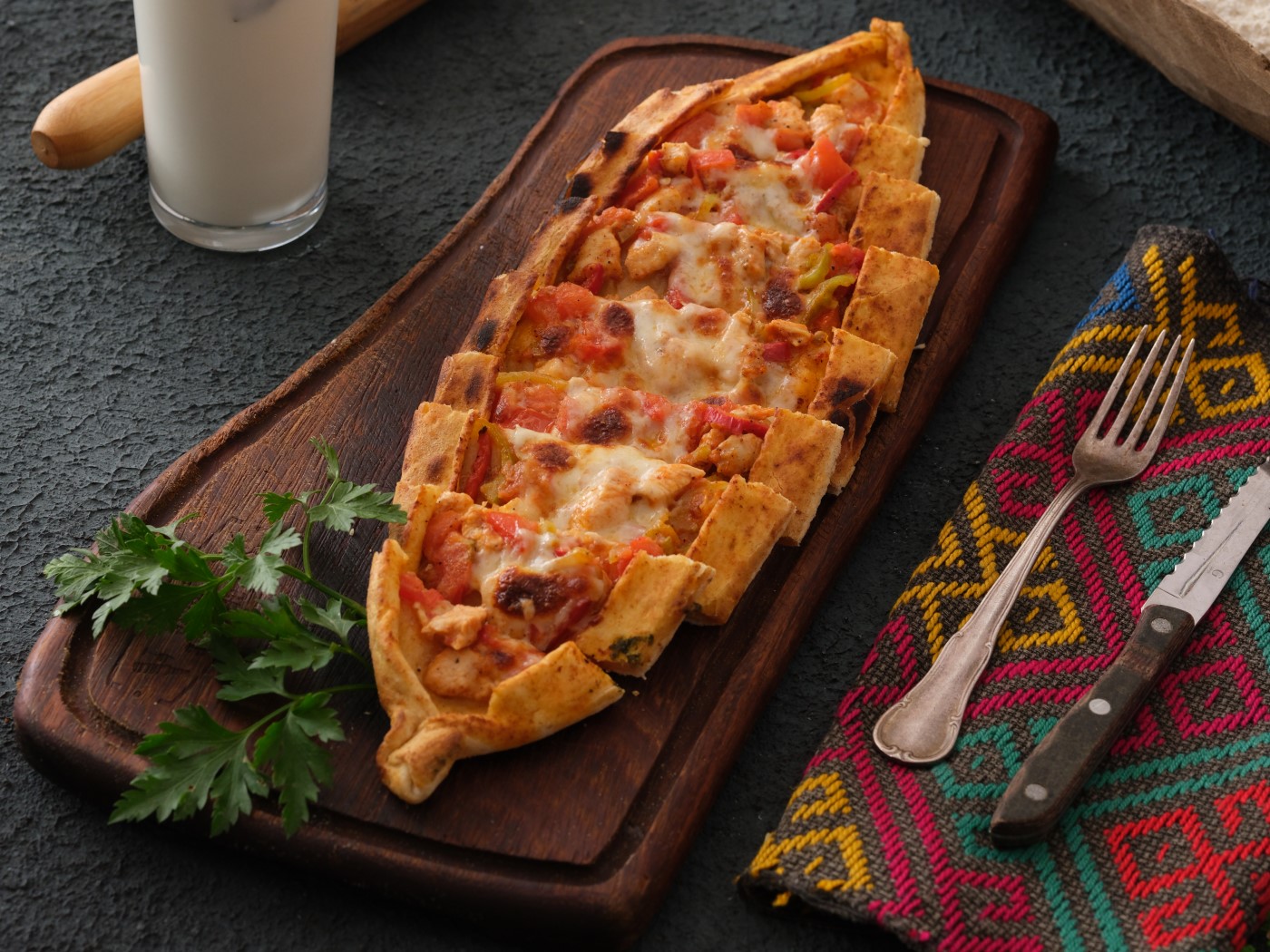 CHICKEN PIDE